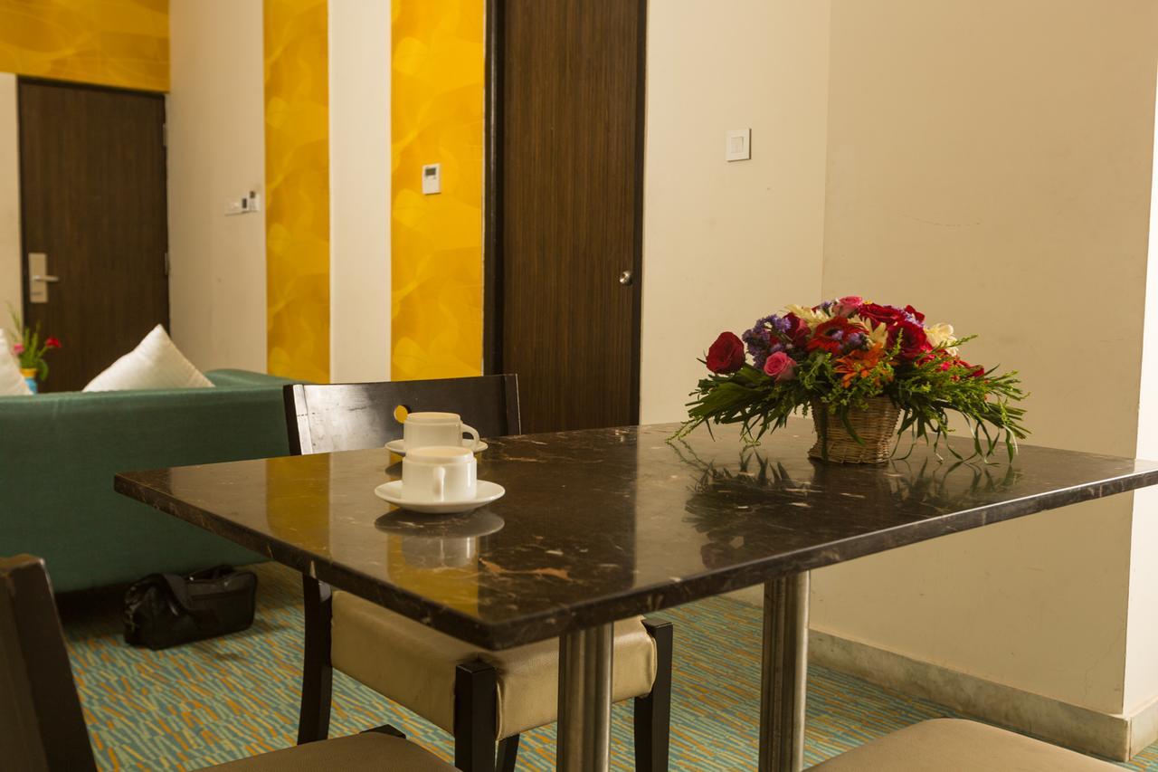 Siesta Star T. Nagar Hotel Chennai Exterior foto