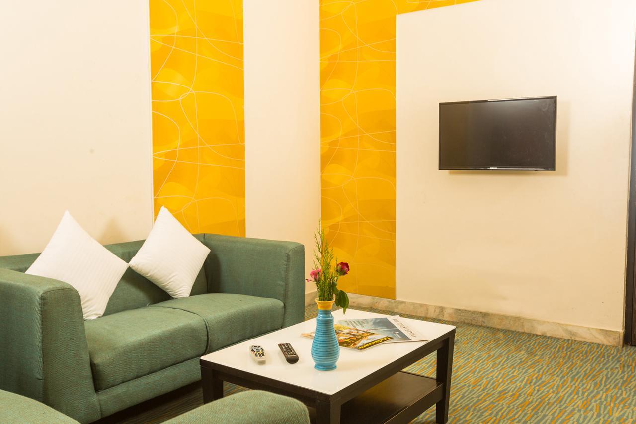 Siesta Star T. Nagar Hotel Chennai Exterior foto